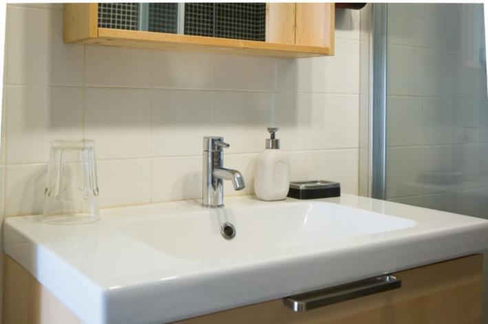 - Garden - Free Parking & Ac Apartment *