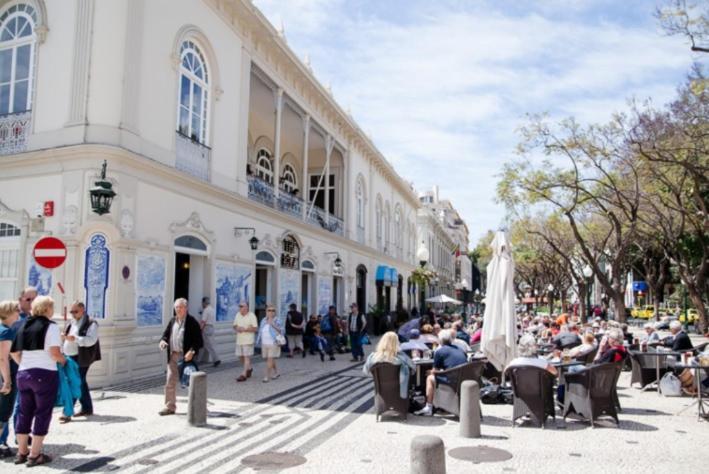 - Garden - Free Parking & Ac Apartamento